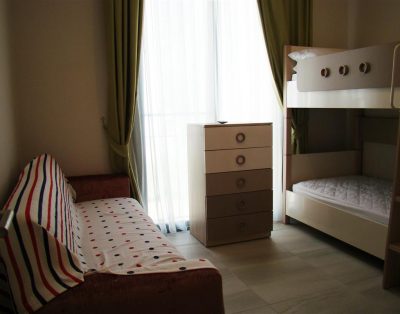 Alsancak, Kyrenia Apartment, 200 metres to beach