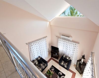 4 bedroom villa with private pool in Çatalköy