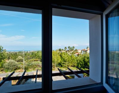 4 bedroom villa with private pool in Çatalköy