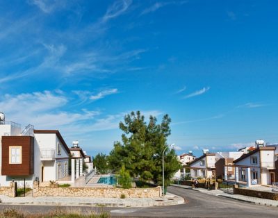 4 bedroom villa with private pool in Çatalköy