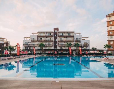 1 bedroom apartment 300 metres to Longbeach in Iskele