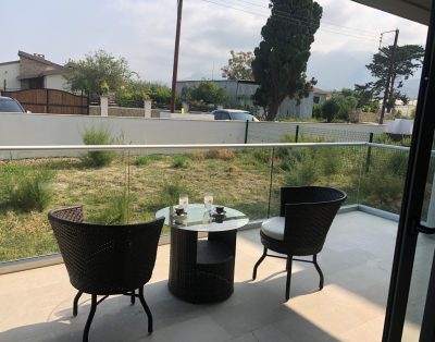 2 bedroom apartment close to the beach in Kyrenia